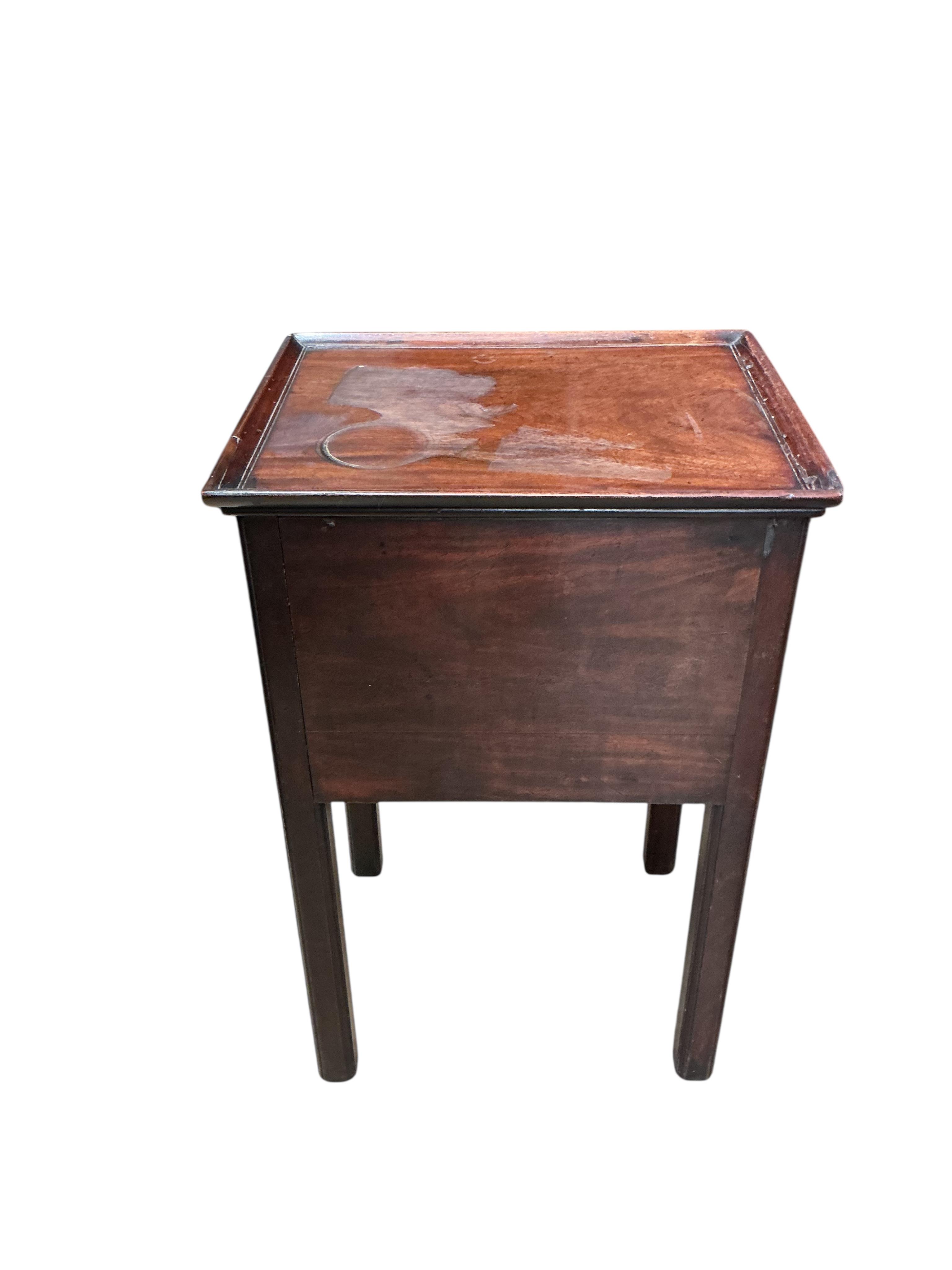 A George III mahogany three drawer bedside chest, width 38cm, depth 49cm, height 76cm